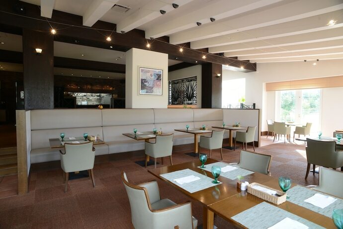 Imagen del bar/restaurante del Hotel Satoyama Auberge and Hot Spring Wellness Spa Sakuragaike Kuagarden. Foto 23