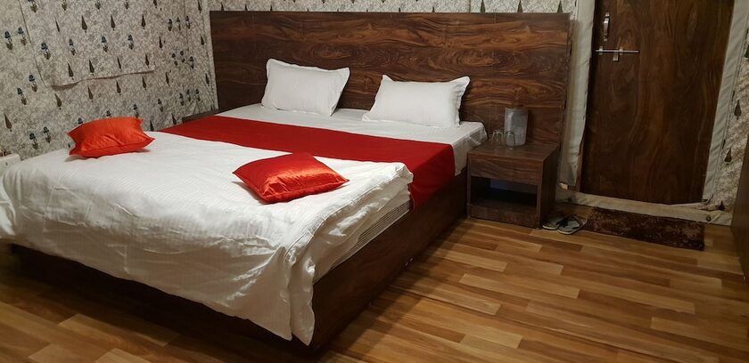 Imagen de la habitación del Hotel Satpura Adventure Resort and Camping. Foto 15