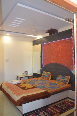 Imagen de la habitación del Hotel Satpura Safari. Foto 6