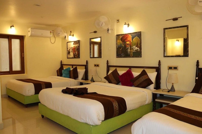 Imagen de la habitación del Hotel Satshree Kothi. Foto 4