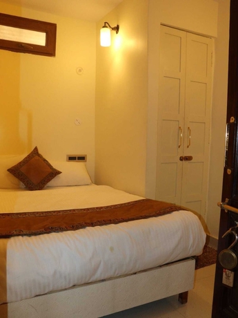 Imagen de la habitación del Hotel Satshree Kothi. Foto 12