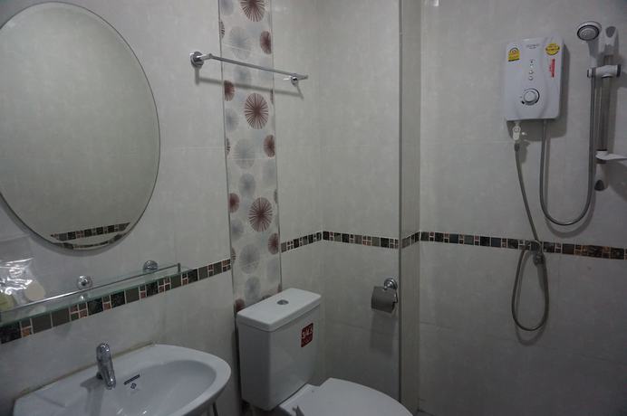 Imagen de la habitación del Hotel Satun Tanee. Foto 2