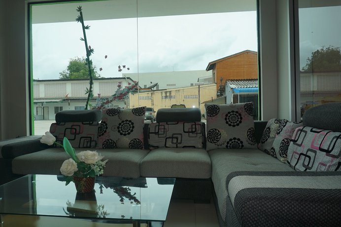 Imagen de los interiores del Hotel Satun Tanee. Foto 17