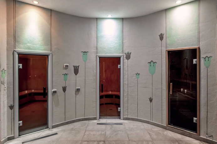 Imagen de la piscina del Hotel Saturnia Tuscany. Foto 8