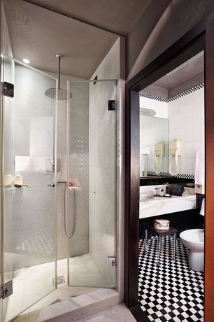 Imagen de la habitación del Hotel Saturnia and International. Foto 6