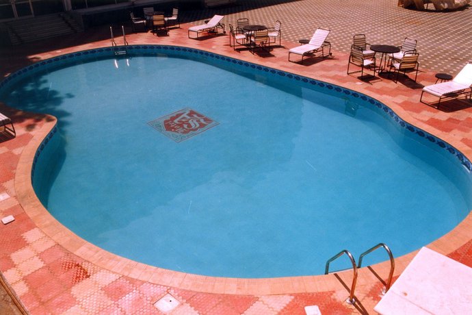 Imagen de la piscina del Hotel Satya Ashoka. Foto 20
