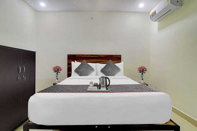 Imagen de la habitación del Hotel Satya Inn. Foto 4