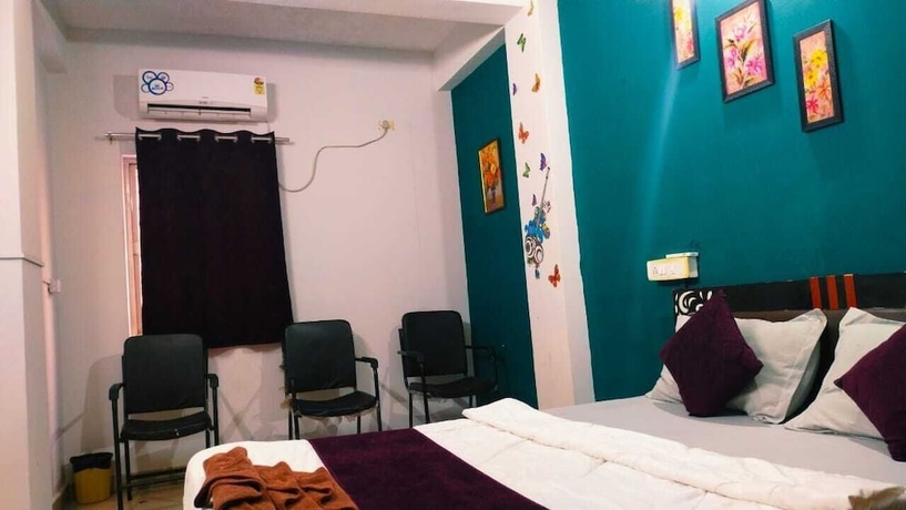 Imagen de la habitación del Hotel Satya Inn. Foto 5