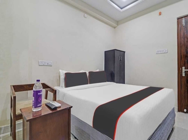 Imagen de la habitación del Hotel Satya Inn. Foto 11
