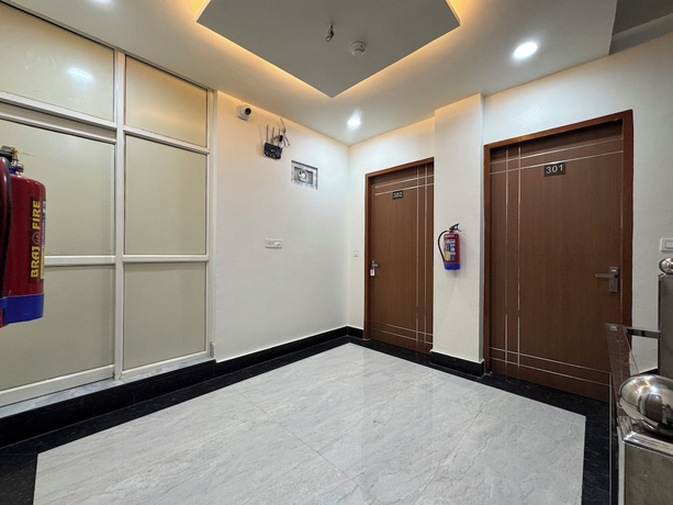 Imagen de los interiores del Hotel Satya Nikunj INN. Foto 12