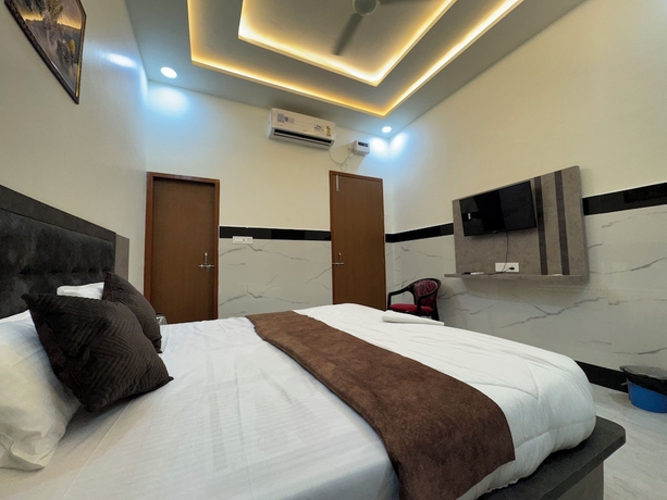 Imagen de la habitación del Hotel Satya Nikunj INN. Foto 8