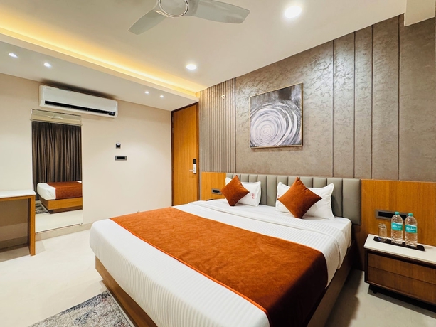 Imagen de la habitación del Hotel Satya Shree. Foto 11