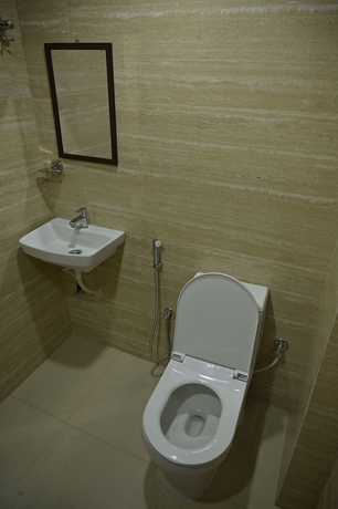 Imagen de la habitación del Hotel Satyabhama Lodging. Foto 4