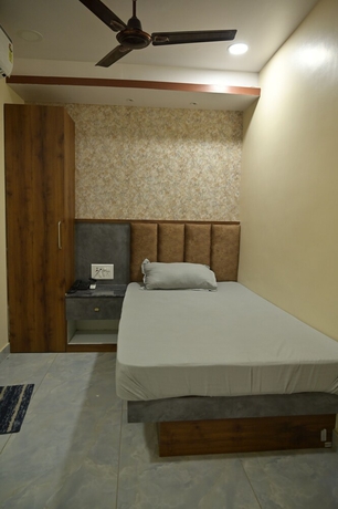Imagen de la habitación del Hotel Satyabhama Lodging. Foto 6