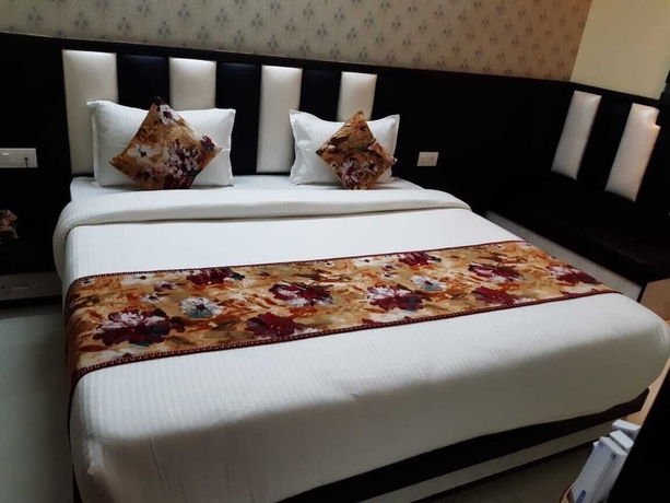 Imagen de la habitación del Hotel Satyadeep Inn. Foto 3