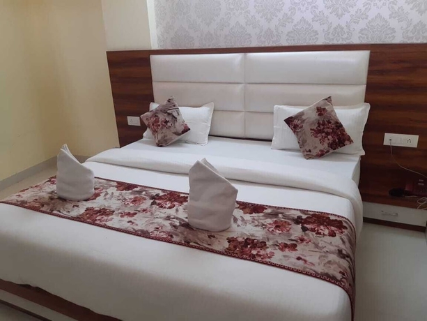 Imagen de la habitación del Hotel Satyadeep Inn. Foto 8