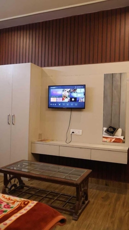 Imagen de la habitación del Hotel Satyam Dham. Foto 8