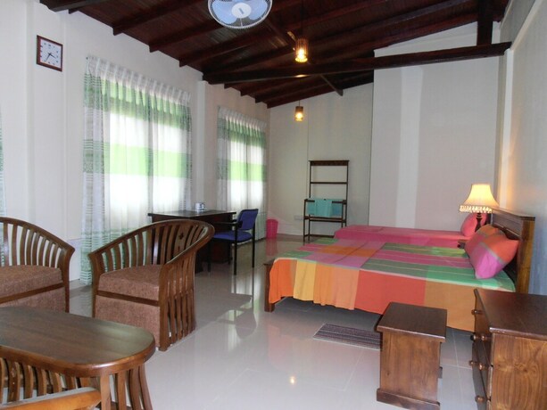Imagen de la habitación del Hotel Satyodaya Educational Training Centre. Foto 7