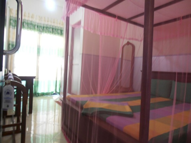 Imagen de la habitación del Hotel Satyodaya Educational Training Centre. Foto 8