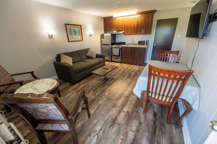 Imagen de la habitación del Hotel Sauble Beach Lodge. Foto 13