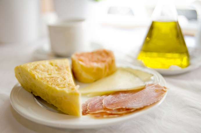 Imagen del bar/restaurante del Hotel Sauce. Foto 3