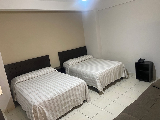 Imagen de la habitación del Hotel Sauces Morelia - Centro Historico. Foto 5