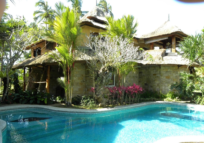 Imagen de la piscina del Hotel Saudara Home. Foto 11