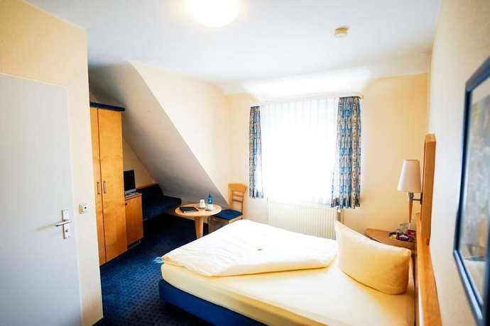 Imagen de la habitación del Hotel Sauer Garni. Foto 12
