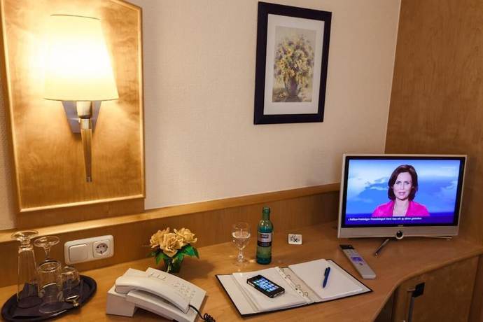 Imagen de la habitación del Hotel Sauer Garni. Foto 15