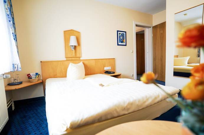 Imagen de la habitación del Hotel Sauer Garni. Foto 17