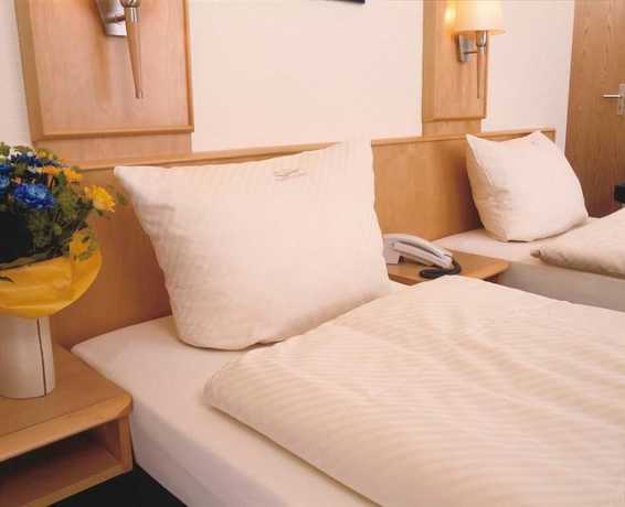 Imagen de la habitación del Hotel Sauer Garni. Foto 18