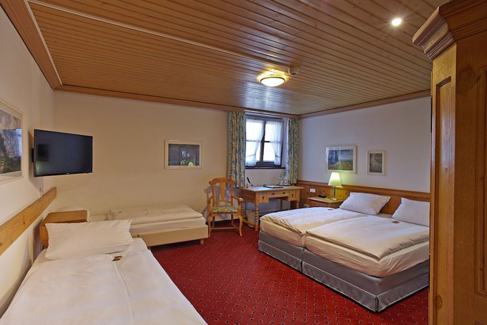 Imagen de la habitación del Hotel Sauerlacher Post, Sauerlach. Foto 11