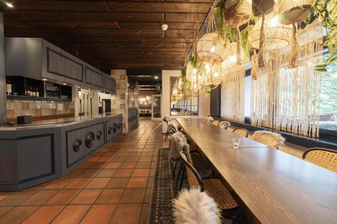 Imagen de los interiores del Hotel S&auml;ntis Lodge. Foto 7