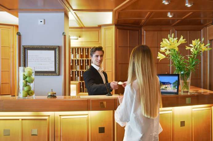 Imagen de los interiores del Hotel S&auml;ntis, Sendling-Westpark. Foto 8