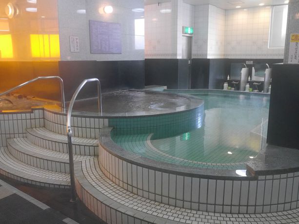 Imagen de la piscina del Hotel Sauna and Capsule Spadio. Foto 20