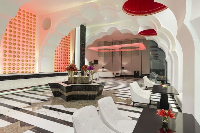 Imagen de los interiores del Hotel Saura Agra. Foto 19