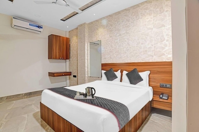 Imagen de la habitación del Hotel Saurabh Inn. Foto 2