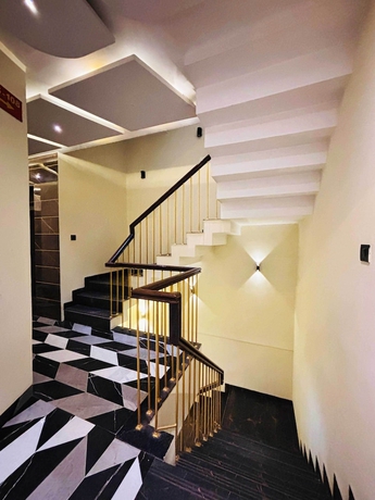 Imagen de los interiores del Hotel Saurabh Inn. Foto 10