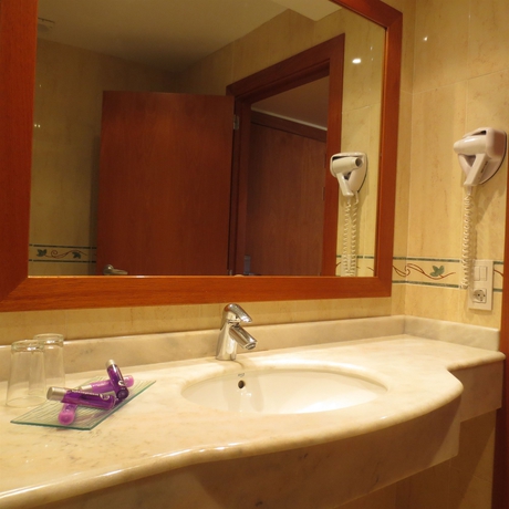 Imagen de la habitación del Hotel Saurat. Foto 9