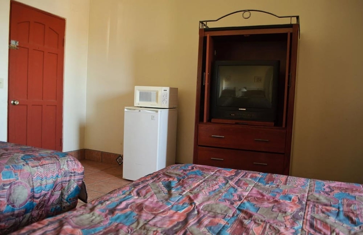 Imagen de la habitación del Hotel Sausalito, Ensenada. Foto 7