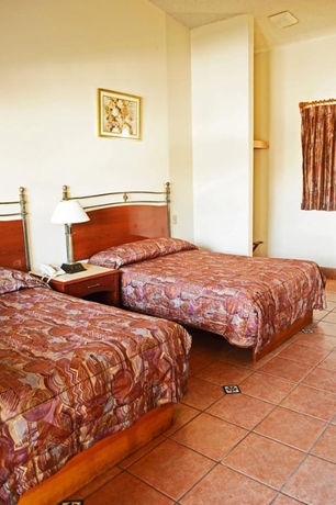 Imagen de la habitación del Hotel Sausalito. Foto 4