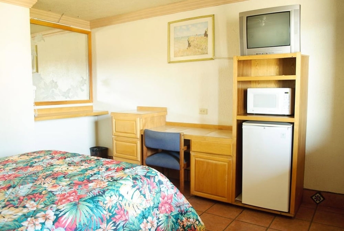 Imagen de la habitación del Hotel Sausalito. Foto 6