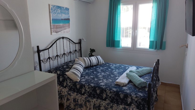 Imagen de la habitación del Hotel Sausan. Foto 3