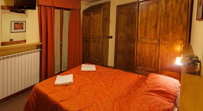 Imagen general del Hotel Sauze. Foto 5