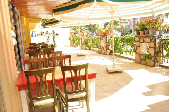 Imagen del bar/restaurante del Hotel Sava. Foto 3