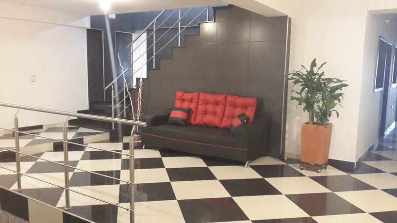 Imagen de los interiores del Hotel Savac. Foto 8