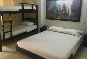 Imagen de los interiores del Hotel Savac. Foto 10