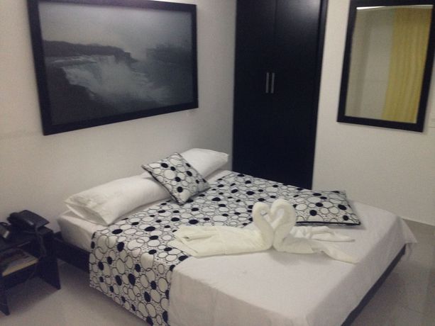 Imagen de la habitación del Hotel Savac. Foto 7