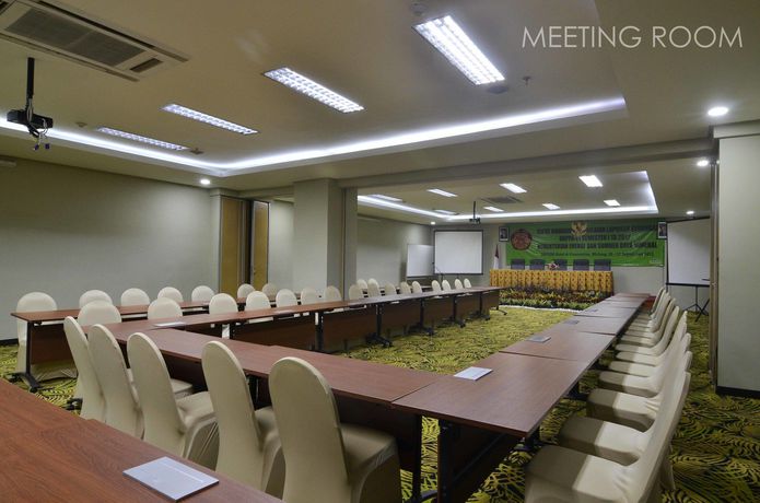 Imagen de los interiores del Hotel Savana And Convention. Foto 8