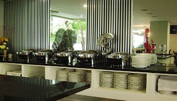 Imagen del bar/restaurante del Hotel Savana And Convention. Foto 5